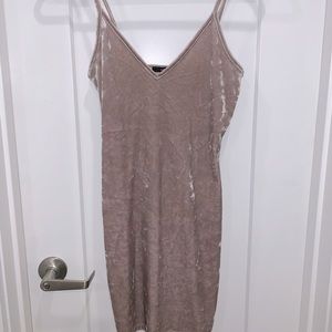 Grey velvet basic dress forever 21